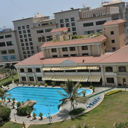 The Classique Club Bombay Extérieur photo